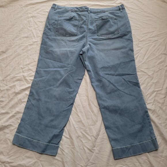 Susan Graver Regular Relaxed Straight Leg Denim Wide Cuff Pockets Light Wash 24W - Picture 5 of 12